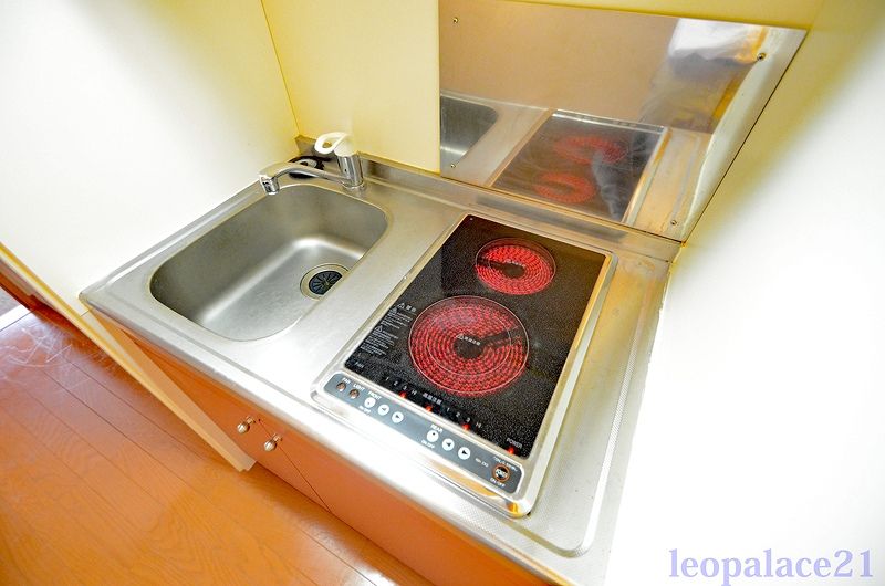 leopalace yutaka Kitchen