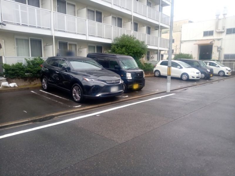 レオパレス枇杷島 駐車場