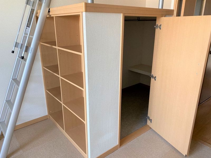 レオパレスハッピーエイト 収納