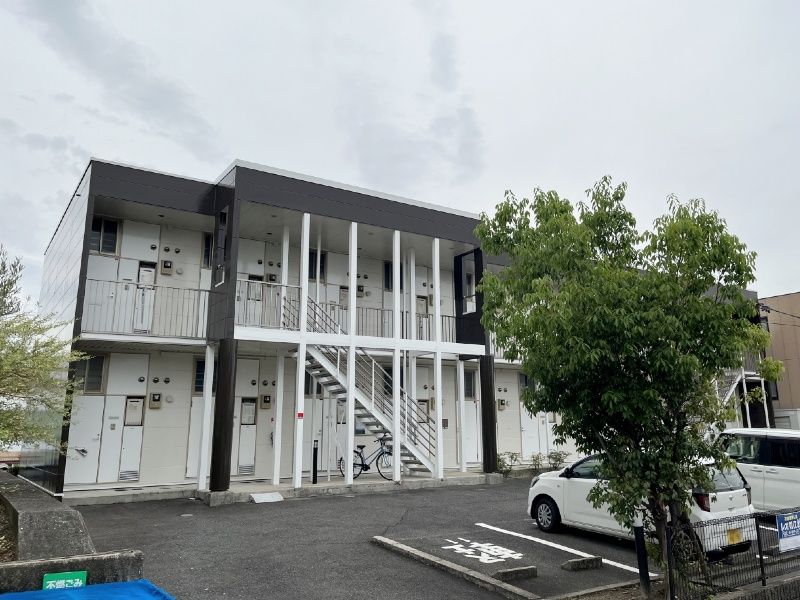 レオパレスルプラン 外観