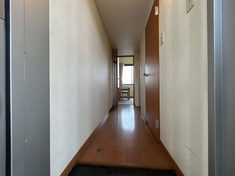 レオパレスコンフォート 玄関