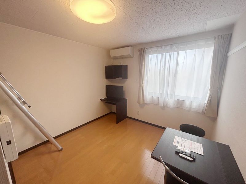 LEONEXT Reve Iwaigawa Phòng khách