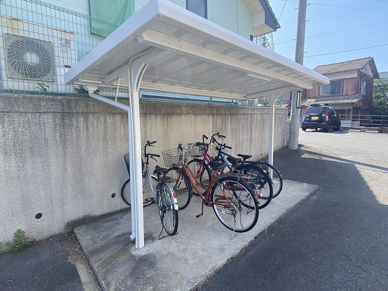 レオパレスシュエット 共用部分