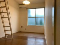 レオパレスこやなぎ 居間