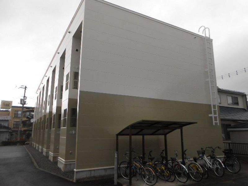 レオパレス中屋敷ガーデン 共用部分