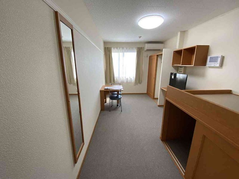 レオパレスレモングラス横手新町 居間