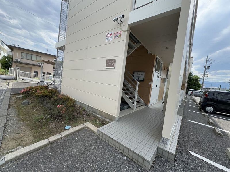 レオパレス野溝 エントランス