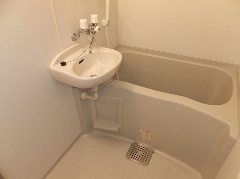 レオパレスボヌール 風呂