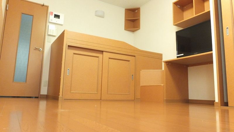 レオパレス人形 居間