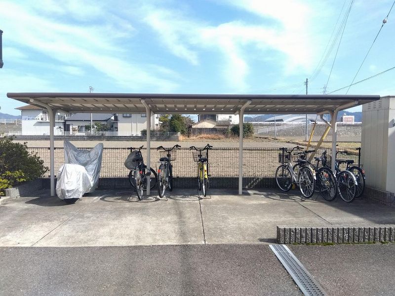 レオパレスリリアンス 共用部分