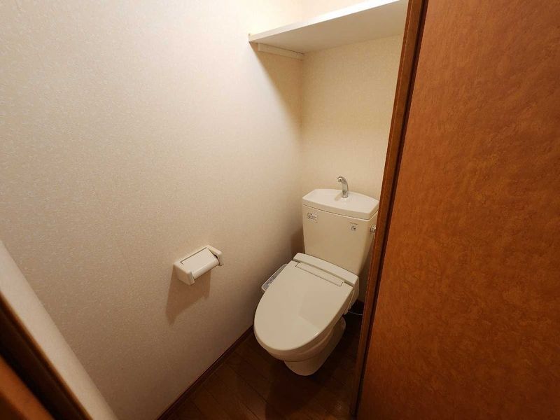レオパレスサンホワイト枝松 トイレ