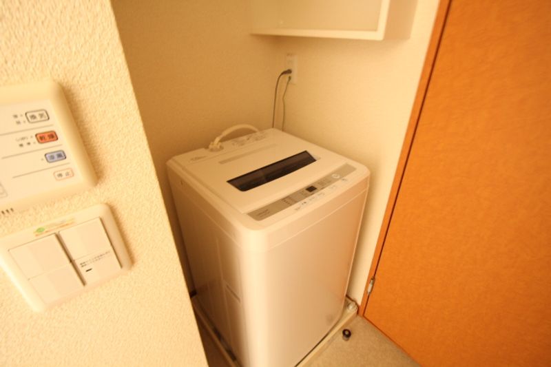 レオパレスレーブシャトーⅡ 洗面所
