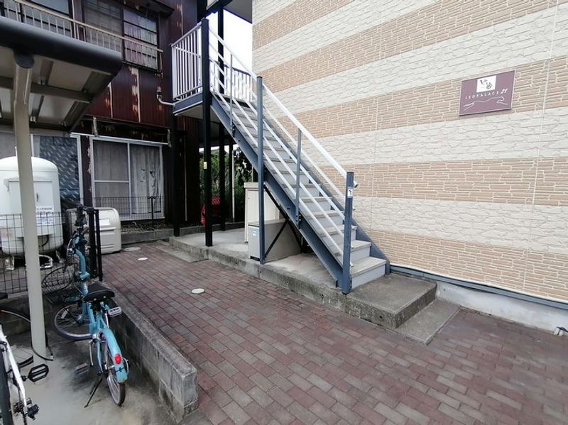 レオパレス竹寅 共用部分