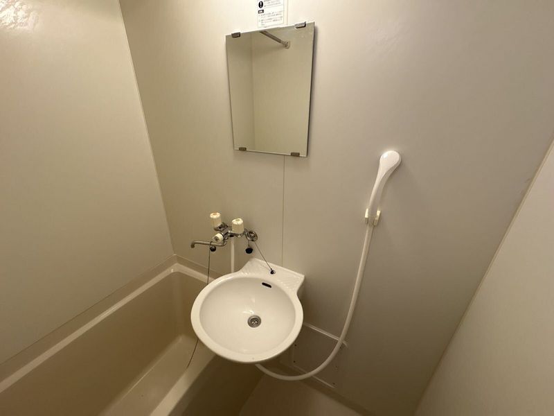 レオパレスだるま 洗面台