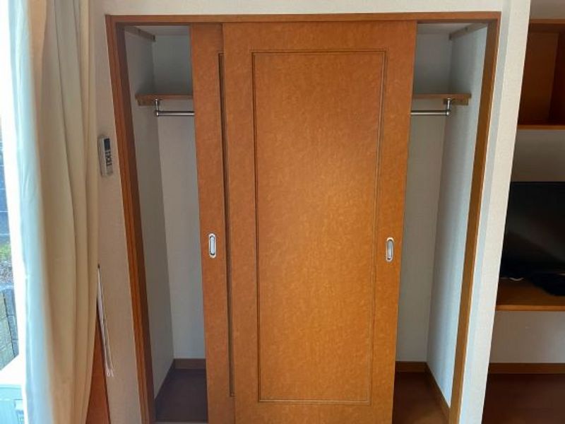 レオパレスメゾン若葉台 収納