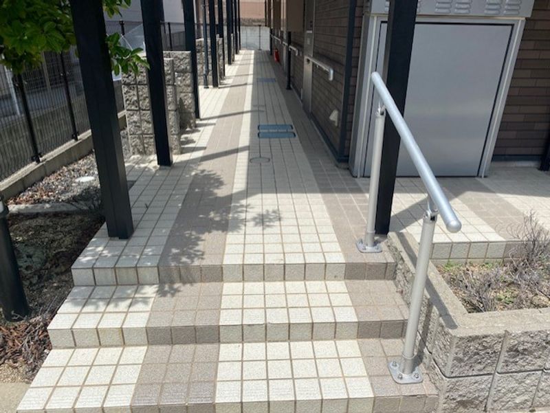 レオネクストサン ロビー