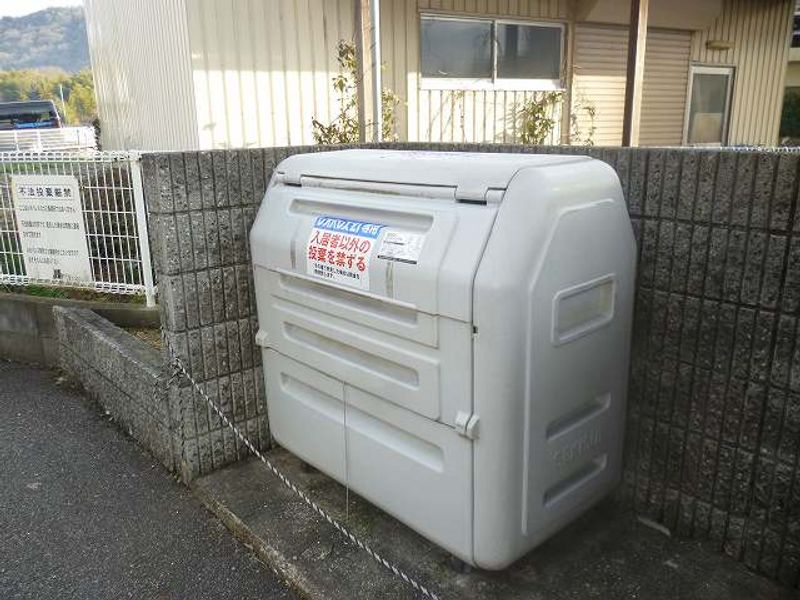 レオパレスセント・クロス 共用部分
