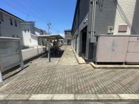 レオパレス前田 エントランス