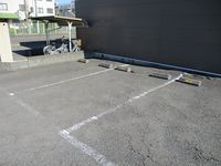 レオパレスソフィア 駐車場