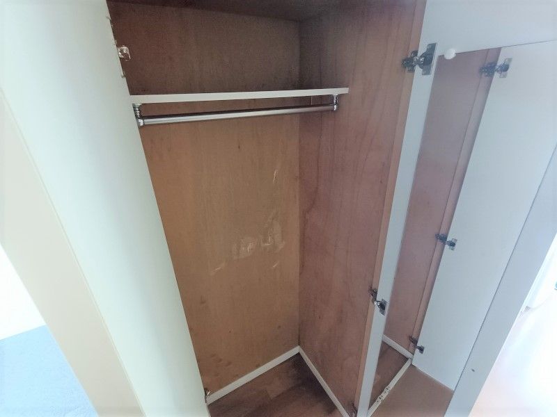 レオパレス菱屋西 収納