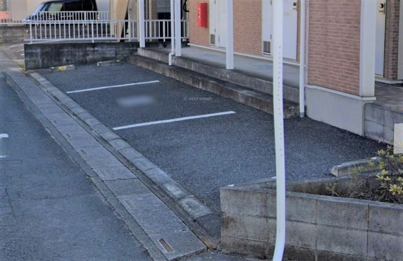 レオパレスアグリコルトゥーラ 駐車場