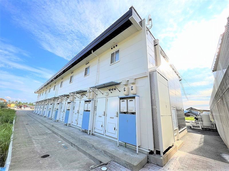 レオパレスしらはま 外観