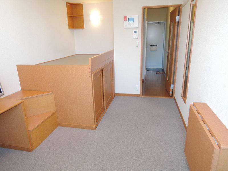 レオパレスプロヴァンス 居間