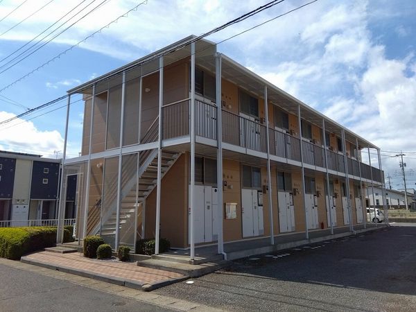 レオパレスフローラ 外観
