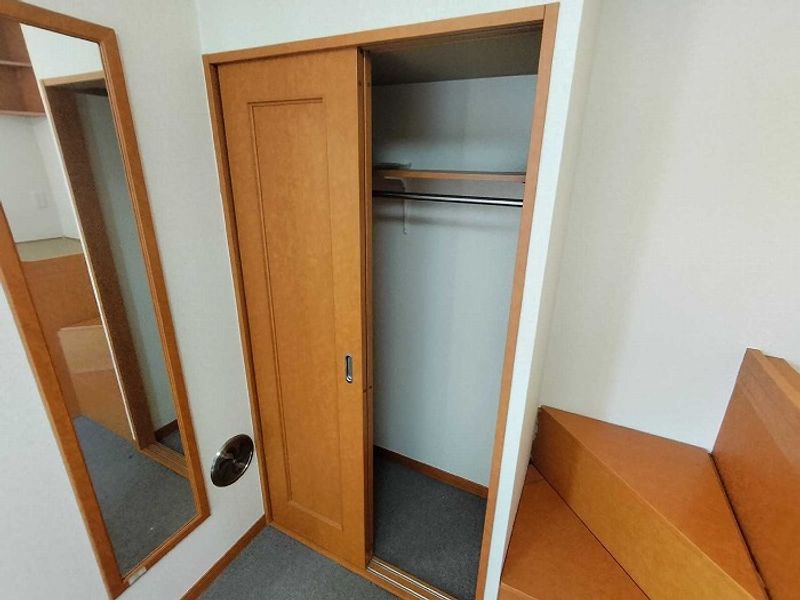 レオパレスパワーハウス 収納