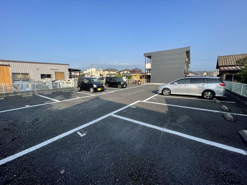 レオパレス大樹 駐車場