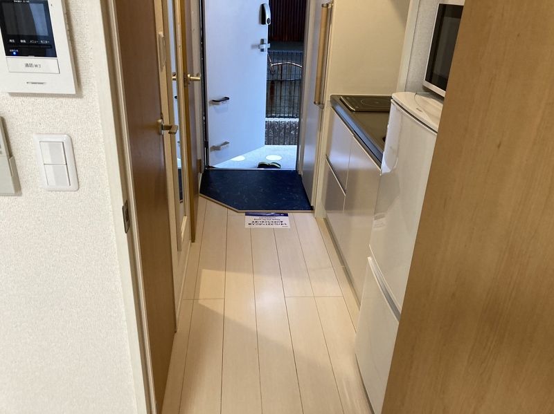 クレイノカリン 玄関