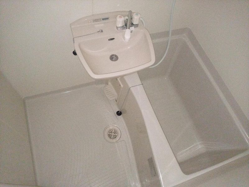 レオパレスブルーシャイン 風呂