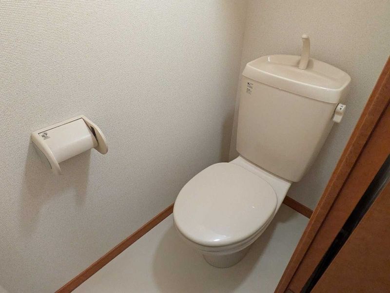 レオパレス陽光 トイレ