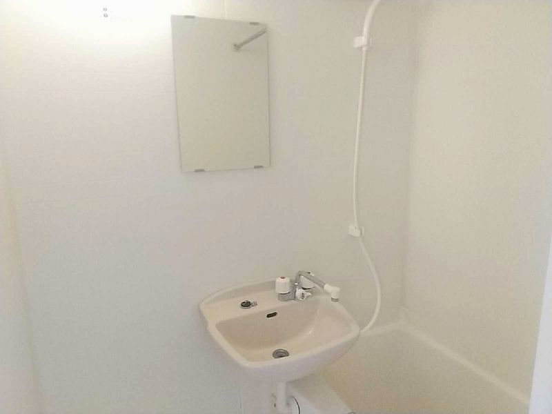 レオパレスフェリーチェ 洗面台