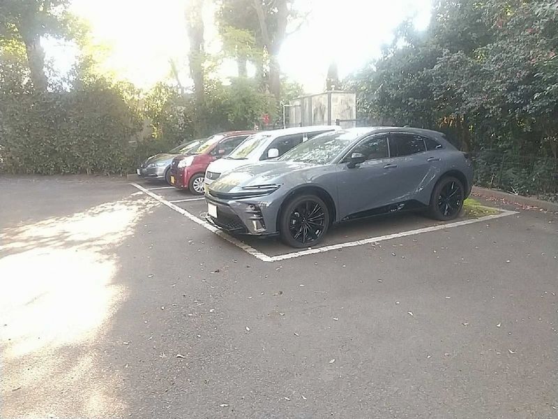レオパレス峰の坂 駐車場