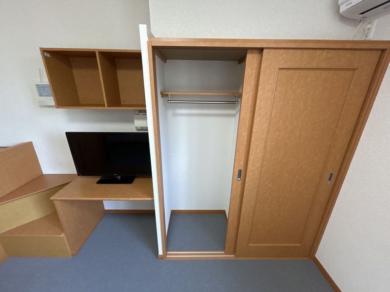 レオパレスセゾン 収納