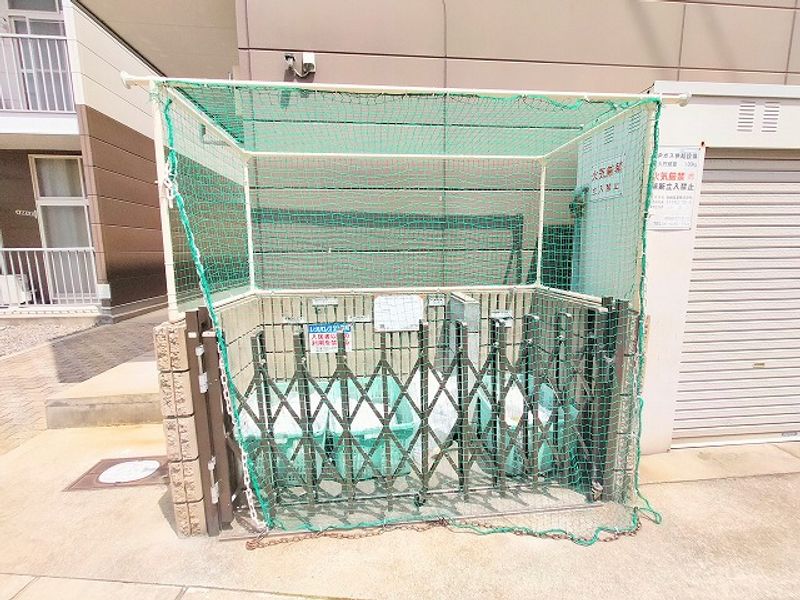 レオパレス三津屋 共用部分