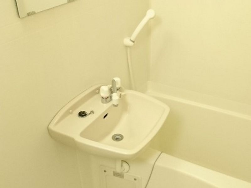 レオパレスフロンティア 洗面台