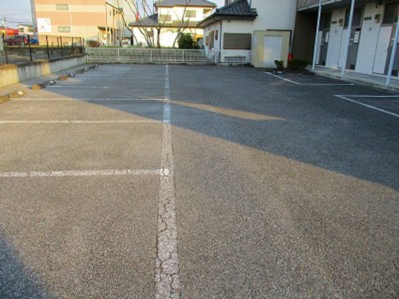 レオパレスＴＯＫＩＯ 駐車場