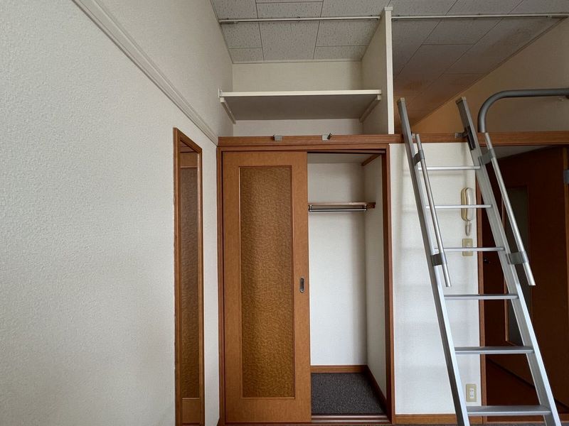 レオパレスサンシャインⅢ 収納