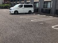 レオパレス泉 駐車場