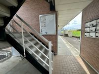 レオパレスルチェンテ エントランス