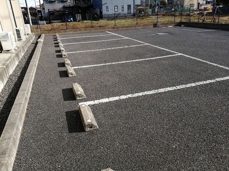 レオパレス堀米 駐車場