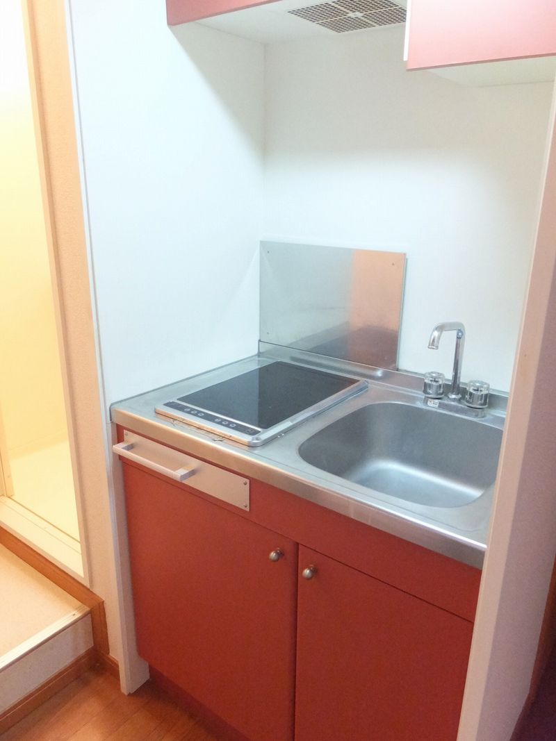 レオパレスアピテＢ キッチン