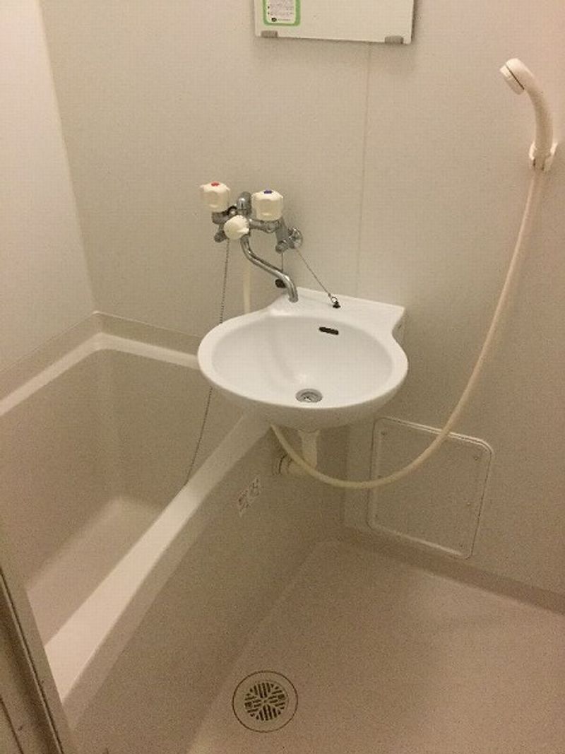 レオパレス未来 洗面所