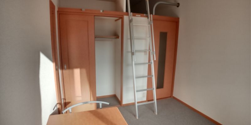 レオパレスユニ 収納