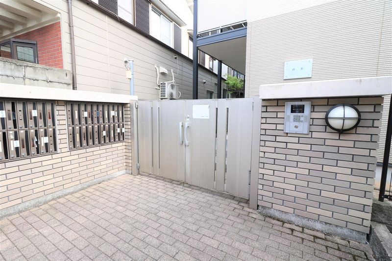 レオパレス清水 セキュリティ