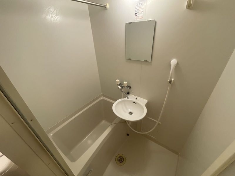 leopalace Rainbow Matsugaoka Bathroom