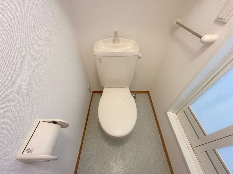 レオパレスエクセル歩坂町Ⅰ トイレ