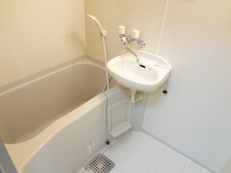 leopalace Tokai Dori Dai2 Phòng tắm